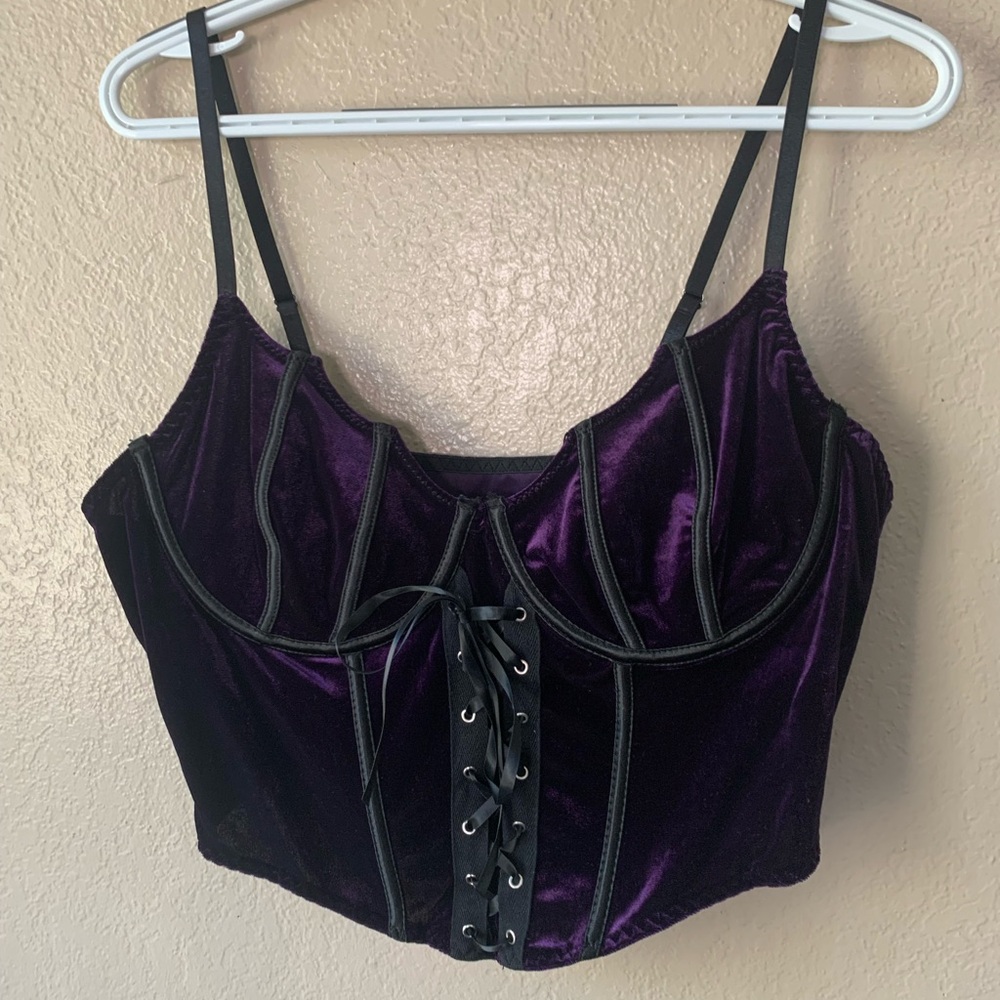 ROMWE Dark Purple Velvet Gothic Fairy Grunge Lace Up Corset Top Size 2XL - Picture 5 of 7
